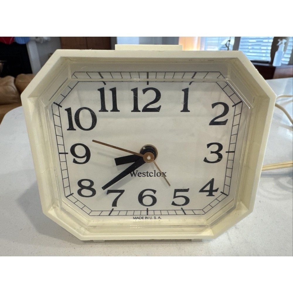 VTG Westclox S54/S55 Ivory‎ Alarm Clock Working Plug In Back Lit Nightstand Bdrm